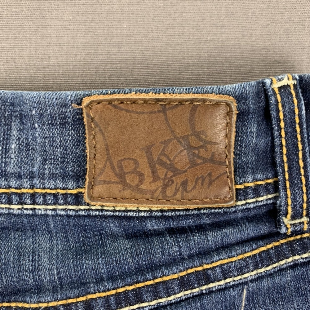 BKE Denim Short Women 28 (30) Blue Harper Distress Raw Hem Frayed Cutoff Stretch - Picture 2 of 16